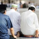 Di Antara ‘Udzur Tidak Sholat Jum’at Atau Jama’ah, Hujan Atau Angin Kencang